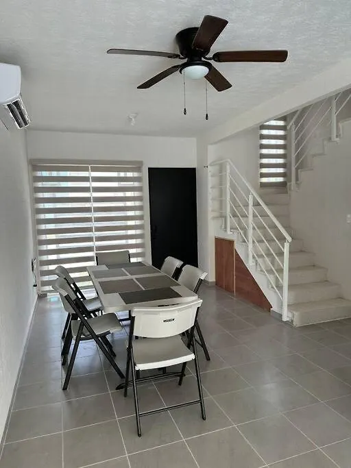 Prázdninový dům Vila Flor De Lantana Playa del Carmen Mexiko